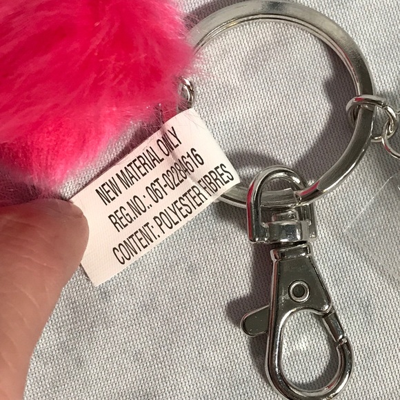 ❗️FINAL PRICE❗️Pink Tassels -Silver Keychain Clasp - Picture 3 of 3